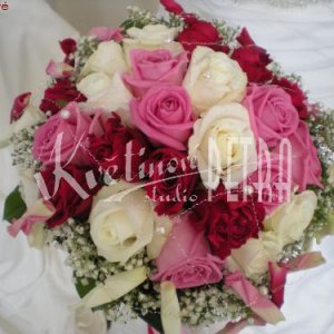 Svatební kytice z růží č. 426