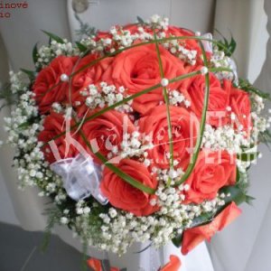Svatební kytice kulatá z růží č. 409