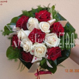 Svatební kytice kulatá z růží č. 348