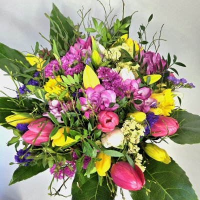 Spring Bouquet - Flower Delivery Regina