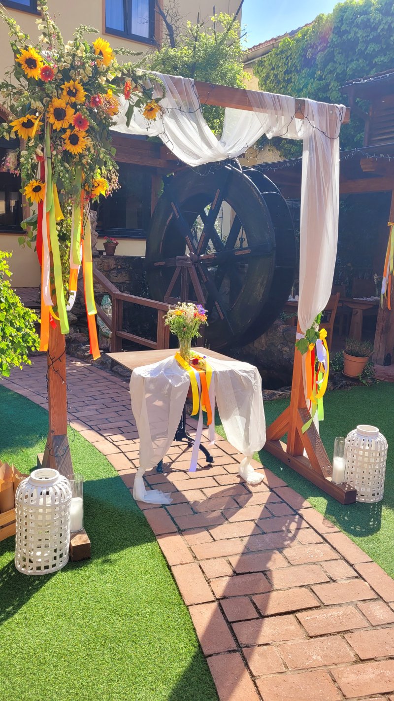 Wedding Arrangements No. 63